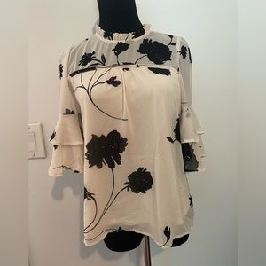Size small Monteau graphic black and white work blouse with whimsical sleeves